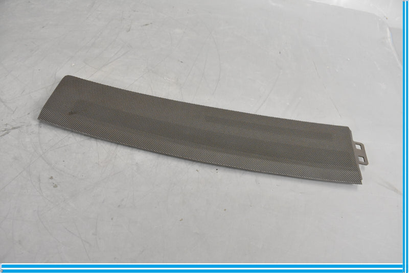 Load image into Gallery viewer, 12-18 Mercedes CLS550 CLS63 CLS400 Dashboard Right Side Grille Cover Trim Oem
