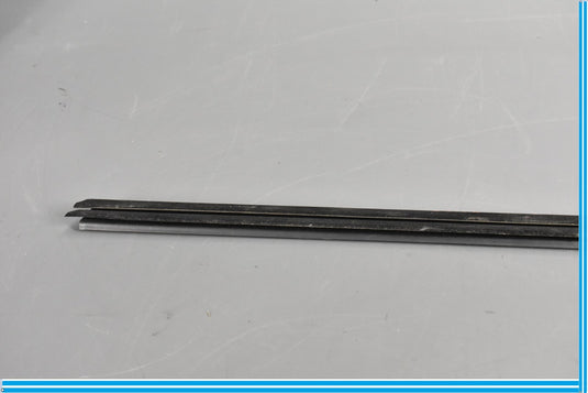18-20 Jaguar E-Pace Front Left Side Door Window Inner Weatherstrip Seal Oem