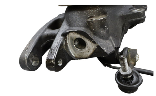 06-10 Maserati Quattroporte M139 Rear Right Side Wheel Spindle Knuckle Hub Oem