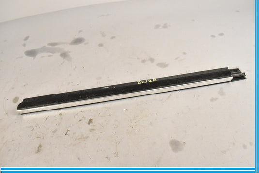 09-15 BMW 750i 750Li F01 F02 Rear Right Inner Window Channel Cover 7206450 Oem