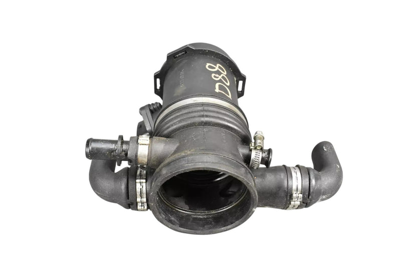 Load image into Gallery viewer, 04-11 Maserati Quattroporte M139 Mass Air Flow Sensor w/ Pipe 215889 Oem
