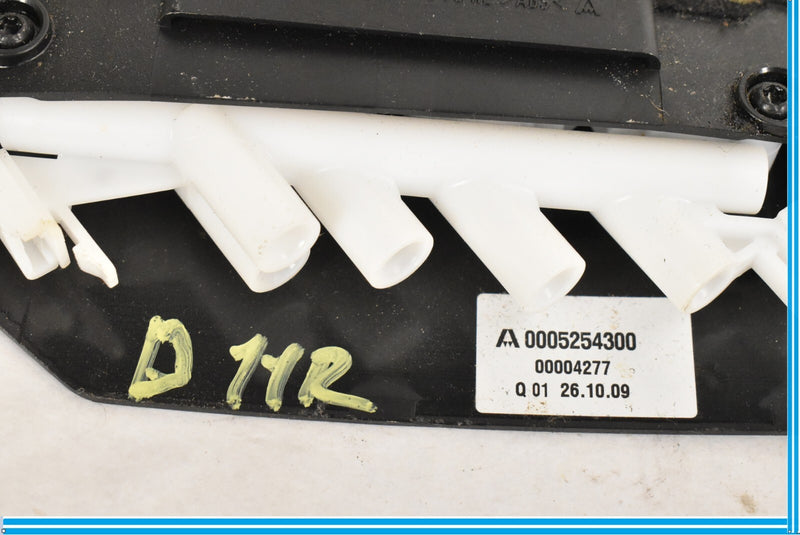 Load image into Gallery viewer, 08-14 Mercedes W207 E350 E550 Right Seat Switch Control Valve 0008007978 OEM
