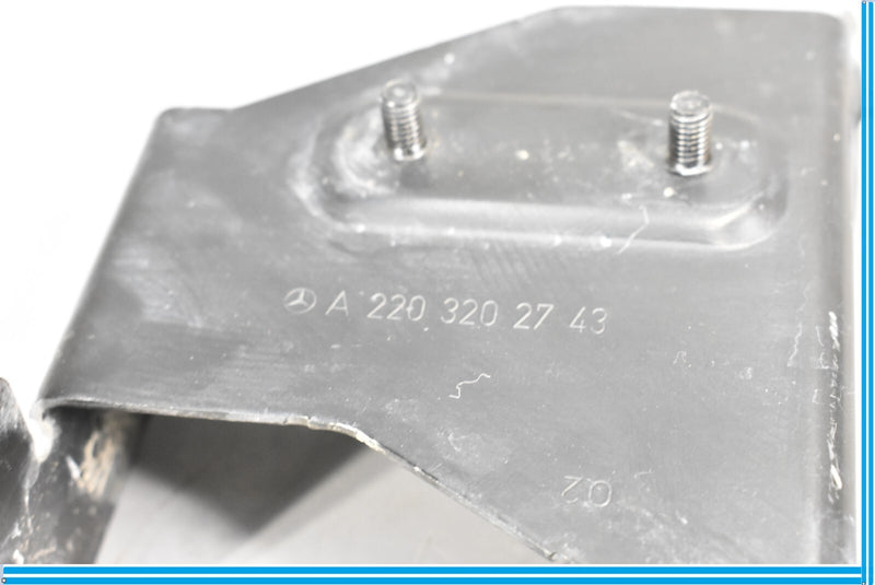 Load image into Gallery viewer, 03-06 Mercedes S600 Wires Bracket on the Amplifier Front Bumper Oem
