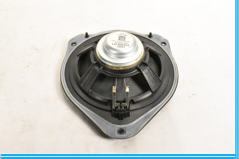 Load image into Gallery viewer, REAR LEFT/RIGHT SPEAKER Audi  A5 RS5 S5 08 09 10 11 12 13 14 15 OEM 8T0035411
