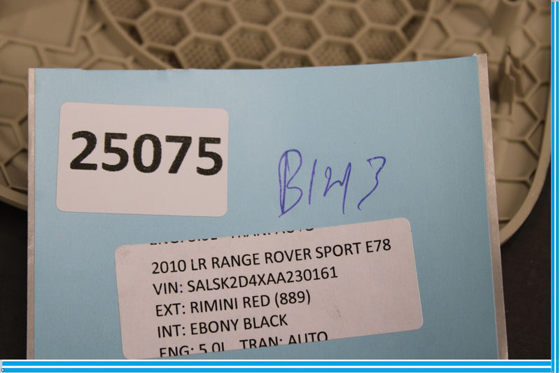 Load image into Gallery viewer, 10-13 Land Range Rover Sport Right Passenger Side Door Speaker Trim Oem
