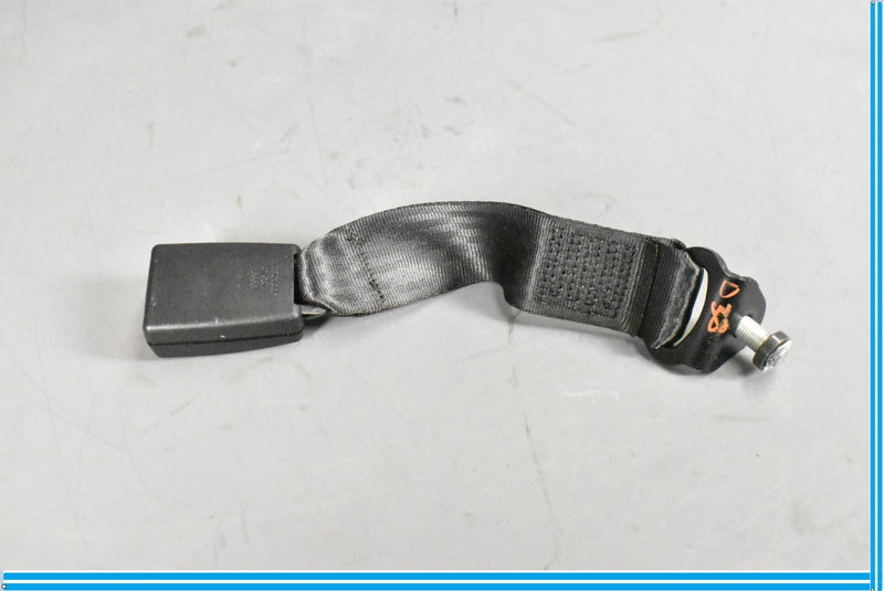 Load image into Gallery viewer, 04-13 Maserati Quattroporte M139 Rear Left Driver Seat Belt Buckle Black Oem
