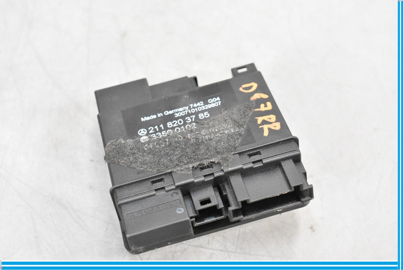 Load image into Gallery viewer, 06-11 Mercedes CLS550 W219 Rear Right  Door Keyless Go Control Module Oem
