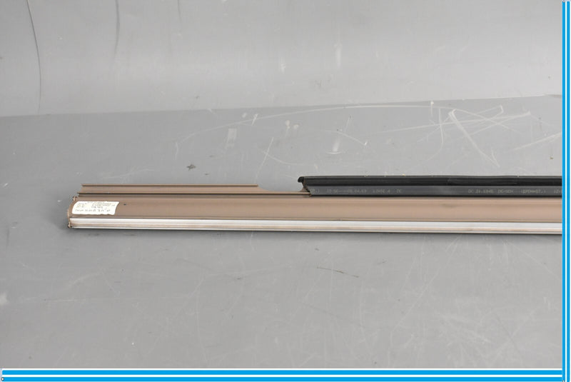 Load image into Gallery viewer, 00-06 Mercedes S500 S600 W220 Rear Right Passenger Sun Shade Roller Blind Oem
