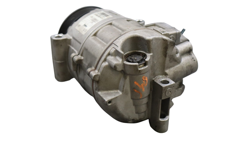 Load image into Gallery viewer, 12-15 Mercedes W204 C250 SLK250 A/C Air Conditioning Compressor 0022304511 Oem

