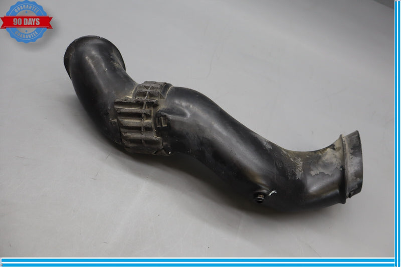 Load image into Gallery viewer, 11-17 Volkswagen VW Touareg Air Intake Intake Pipe Tube 7P6129609 Oem
