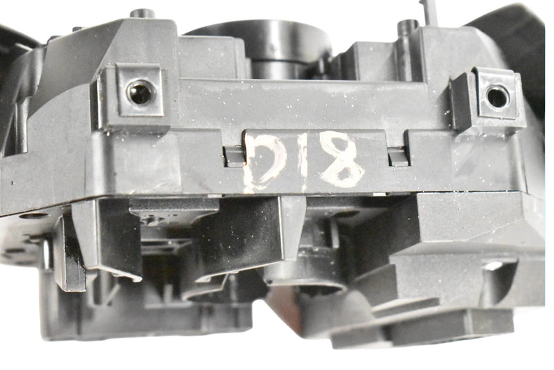 Load image into Gallery viewer, 03-19 Maserati Quattroporte M139 Steering Column Switch 0265005499 OEM
