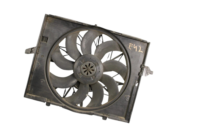 Load image into Gallery viewer, 04-05 BMW 645Ci E64 Engine Motor Radiator Condenser Cooling Fan Assembly Oem
