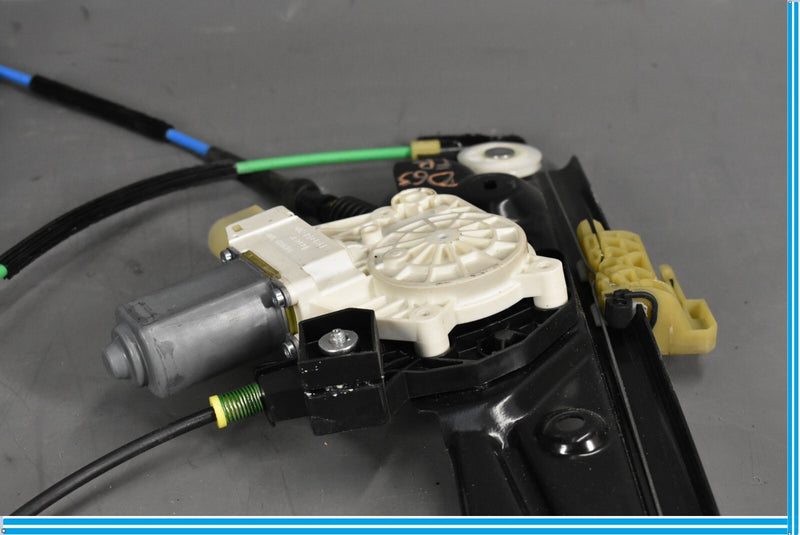 Load image into Gallery viewer, 11-16 BMW 528i 535i F10 Front Right Side Window Regulator Lifter /w Motor Oem
