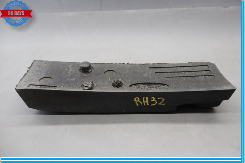 Load image into Gallery viewer, 02-05 Ford Thunderbird Rear Right Bumper Foam Absorber Impact Bar 1W6317E899 Oem
