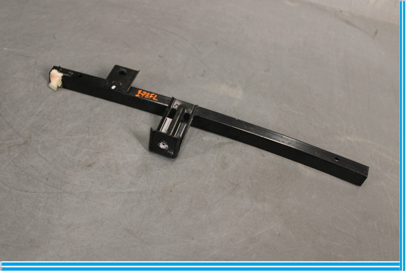 Load image into Gallery viewer, 06-13 Land Rover Range Rover Sport Front Left Side Door Window Glass Guide Oem
