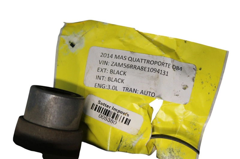 Load image into Gallery viewer, 14-19 Maserati Quattroporte Rear Drive Axle DriveShaft Propeller 8353150174 Oem
