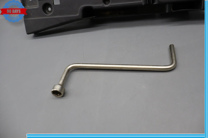 Load image into Gallery viewer, 03-12 Land Rover Range Rover L322 Rear Right Trunk Storage Compartment Cover Oem
