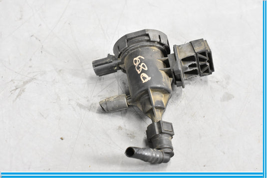 11-18 Mercedes W218 CLS550 S550 CL550 Fuel System Purge Valve Oem