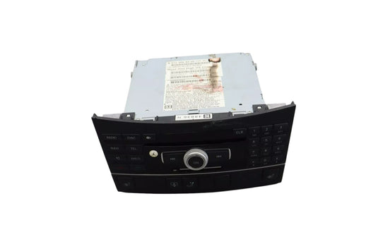 10-11 Mercedes E350 E550 Command Head Unit CD Changer Radio 2129069000 Oem