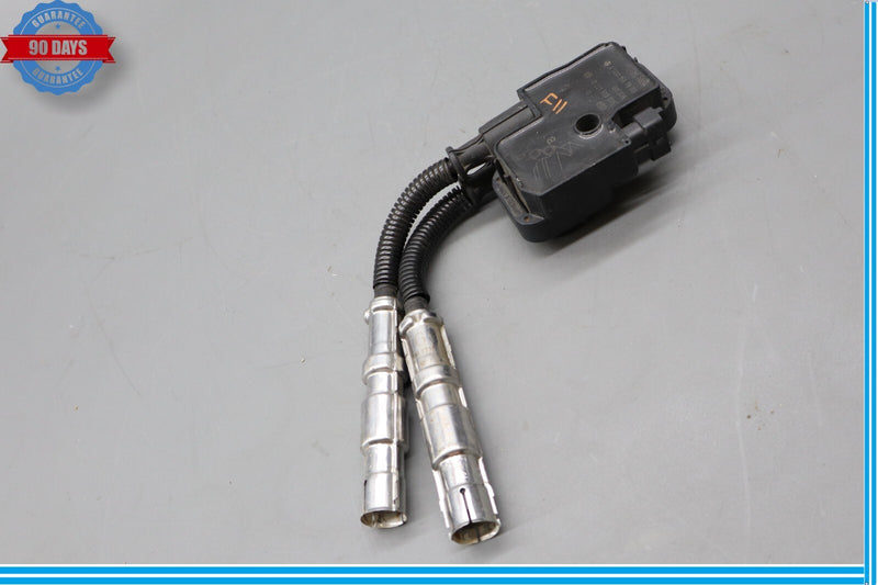 Load image into Gallery viewer, 03-06 Mercedes R230 SL500 Engine Ignition Coil Pack A0001587803 Oem
