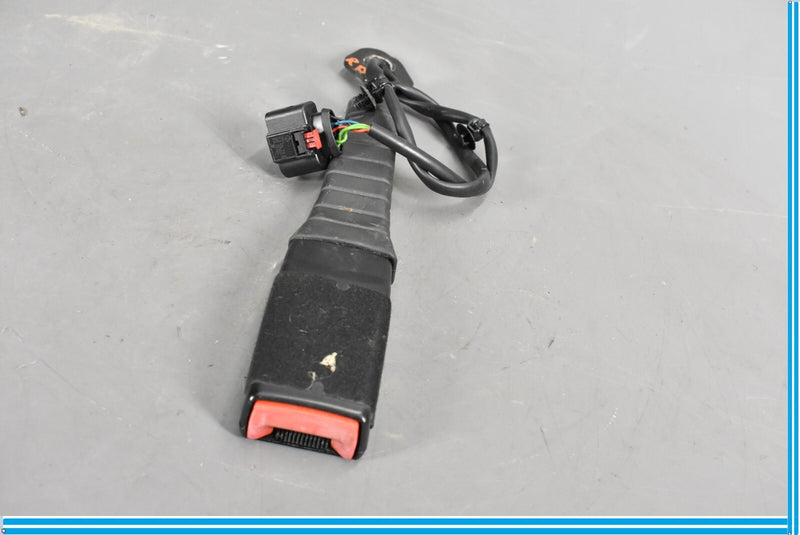 Load image into Gallery viewer, 11-18 Volkswagen VW Touareg Front Right Passenger Seat Belt Buckle Receiver Oem
