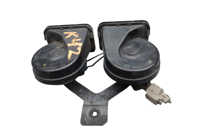 Load image into Gallery viewer, 12-19 Range Rover Evoque L538 Dual Note Electric Horn BJ3213A803AC Oem
