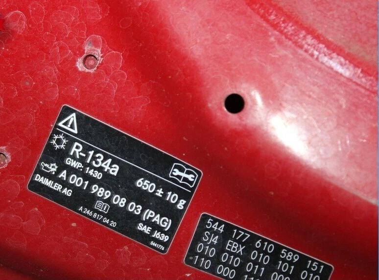 Load image into Gallery viewer, 14-18 Mercedes W117 CLA250 Front Hood Bonnet Cover Panel Red 1178800057 OEM
