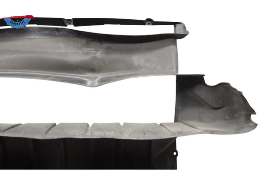 11-17 Volkswagen VW Touareg Radiator Duct Air Baffler Guide 7P6121293 Oem