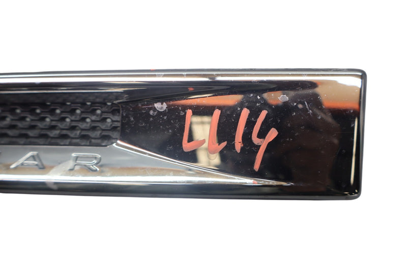 Load image into Gallery viewer, 16-20 Jaguar XF X260 Front Left Fender Wing Grill Vent Molding Trim Cover Oem

