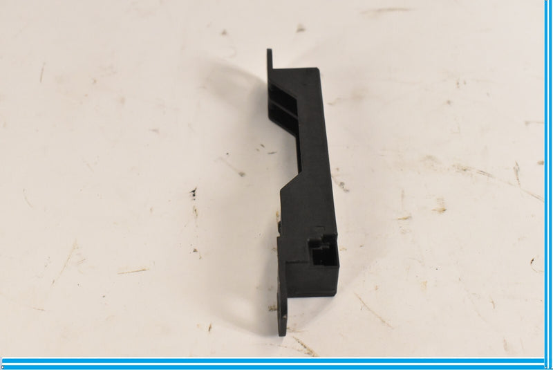 Load image into Gallery viewer, 14-19 Mercedes CLA250 C117 Rear Right Keyless Entry Antenna Receiver Module Oem
