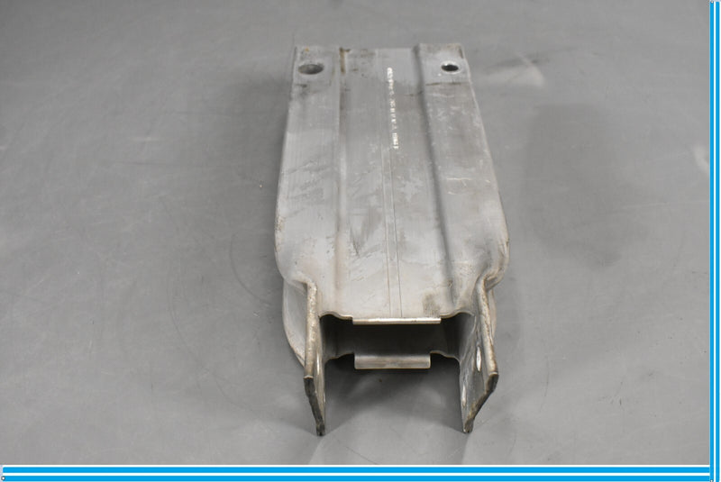 Load image into Gallery viewer, 12-16 Mercedes CLS550 Front Left Driver Side Bumper Reinforcement Bracket Oem
