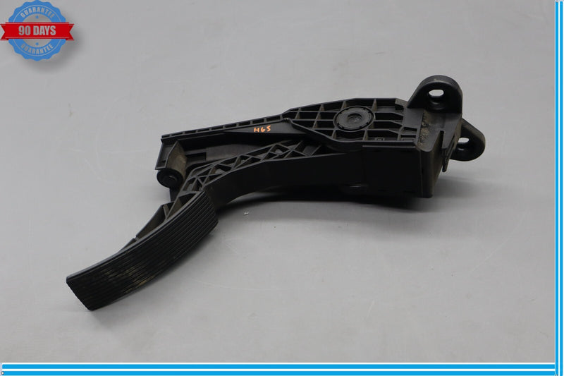Load image into Gallery viewer, 06-13 Mercedes W164 GL550 GL450 Gas Throttle Pedal Accelerator 1643000004 Oem
