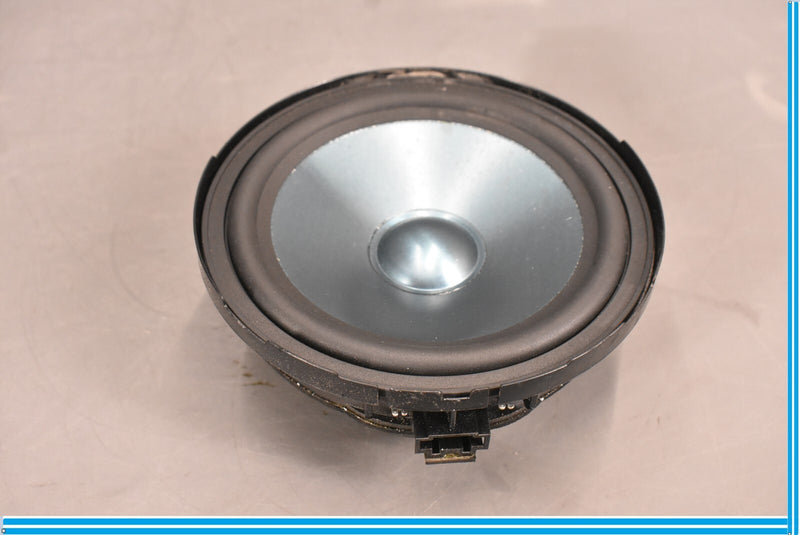 Load image into Gallery viewer, 10-16 Mercedes CLS550 W218 Rear Right Passenger Side Door Audio Speaker Oem
