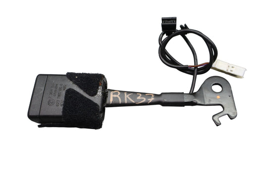 14-21 BMW I01 i3 101 Front Right Passenger Seat Belt Buckle Receiver Latch Oem