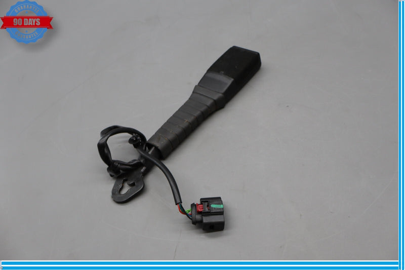 Load image into Gallery viewer, 11-18 Porsche Cayenne 958 Front Right Passenger Side Seat Belt Buckle Black Oem
