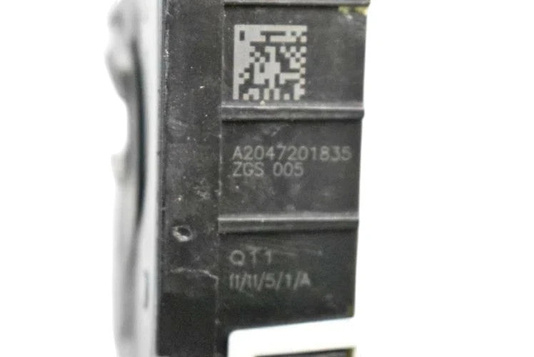 Load image into Gallery viewer, 08-14 Mercedes W204 C250 C300 C63 Front Right Side Door Lock Latch Actuator Oem
