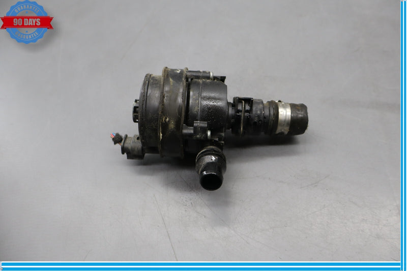 Load image into Gallery viewer, 14-21 BMW i3 i3s Engine Auxiliary Electric Coolant Water Pump Black Oem
