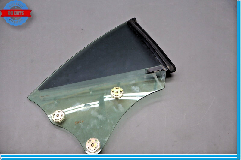 Load image into Gallery viewer, 02-10 Lexus SC430 Z40 Rear Right Passenger Side Quarter Window Auto Glass Oem
