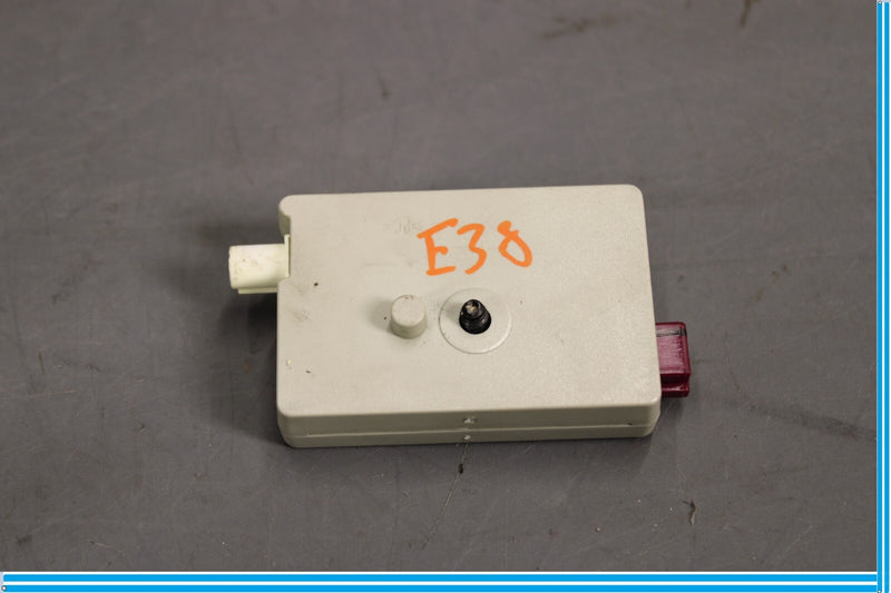 Load image into Gallery viewer, 07-13 BMW 335i 328i Convertible Antenna Amplifier Diversity Module Unit Oem
