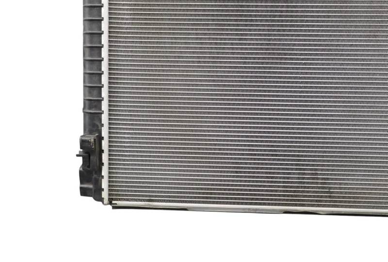 Load image into Gallery viewer, 14-22 Maserati Ghibli Engine Coolant Cooling Water Radiator 670038340 OEM
