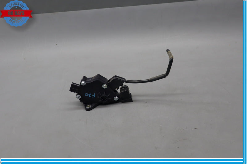 Load image into Gallery viewer, 07-12 Lexus LS460 Accelerator Throttle Gas Pedal Assemblies W/ Sensor Denso Oem
