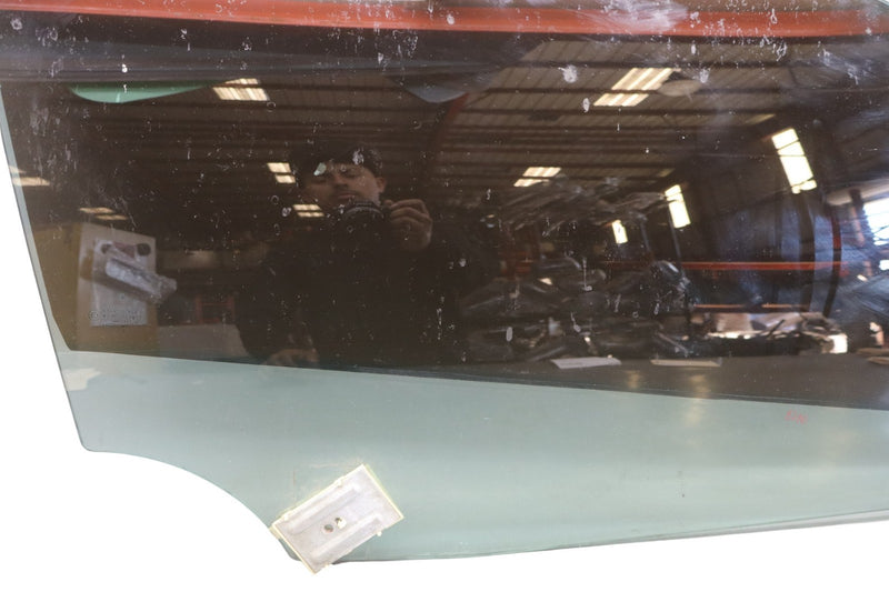 Load image into Gallery viewer, 03-12 Mercedes SL500 SL550 Front Right Side Door Window Glass A2307250210 Oem
