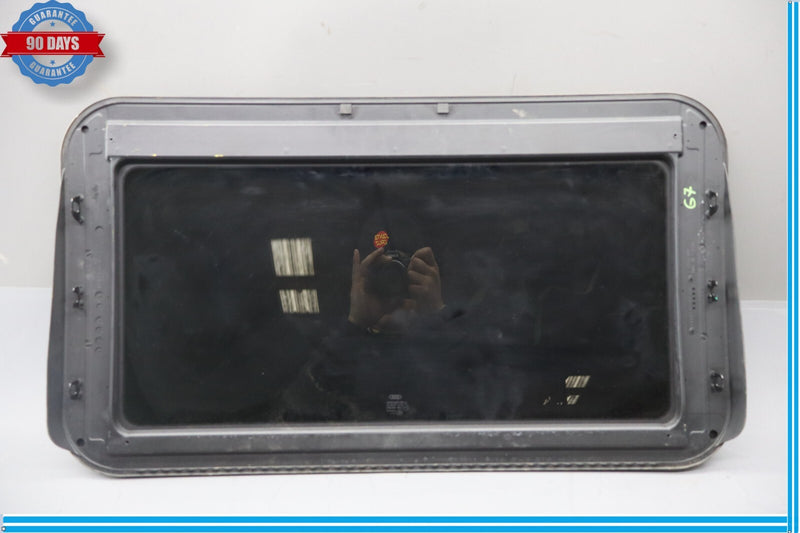 Load image into Gallery viewer, 12-18 Audi A6 Quattro Sunroof Glass Panel Sun Moon Roof 4G5877071 Oem
