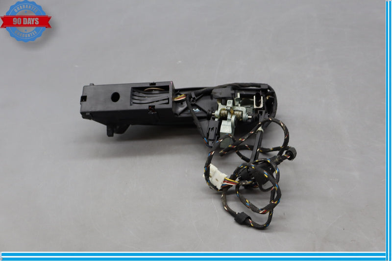 Load image into Gallery viewer, 03-06 Mercedes R230 SL500 Right Passenger Side Exterior Door Handle Oem
