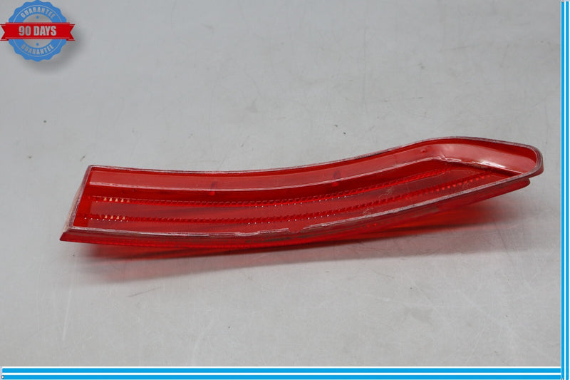 Load image into Gallery viewer, 11-14 Volkswagen VW Touareg Rear Right Side Reflector Light Cover Red Oem
