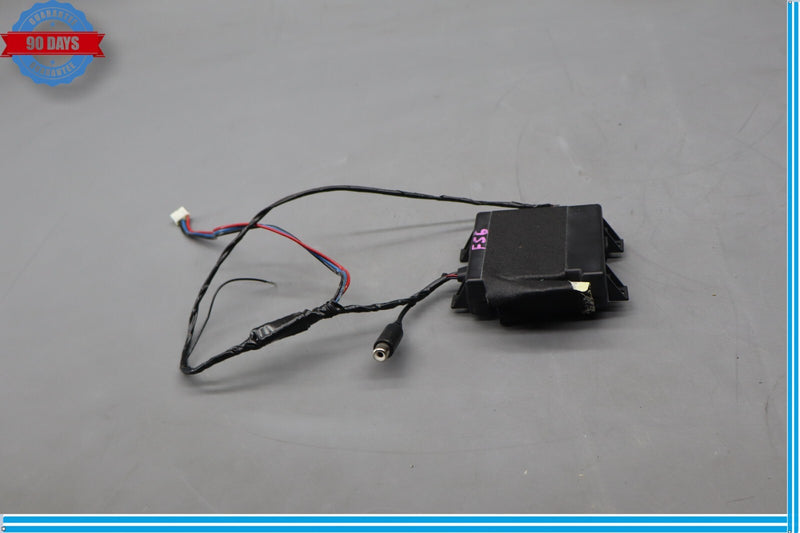 Load image into Gallery viewer, 03-06 Mercedes R230 SL500 2v Port 2 Wire Plug Pigtail Connector GHW Oem
