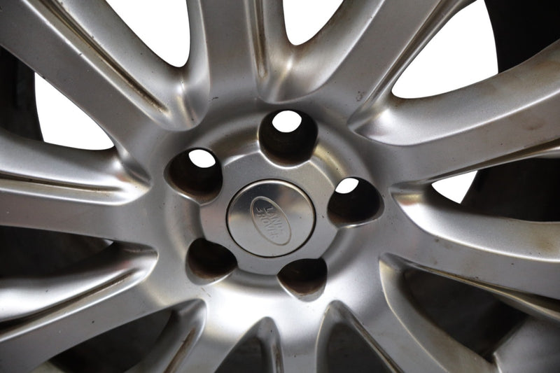 Load image into Gallery viewer, 13-22 Land Rover Range Rover L405 Style D 9.5 x R21 21" Wheel Rim Silver Oem
