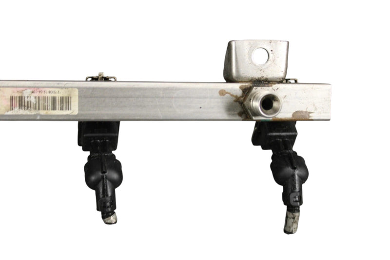 Load image into Gallery viewer, 03-19 Maserati Quattroporte Right Side Fuel Injection Rail Line W/ Injectors Oem
