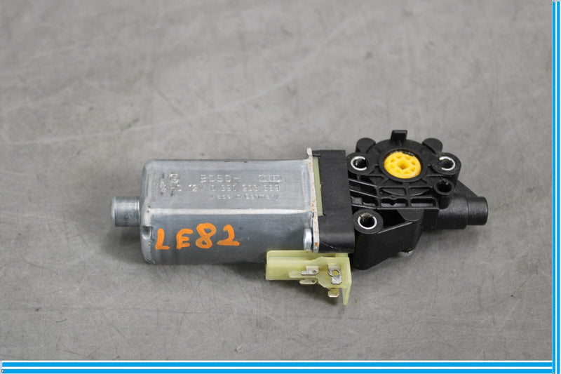 Load image into Gallery viewer, 11-18 Porsche Cayenne Front Left Side Seat Adjust Recliner Regulator Motor Oem
