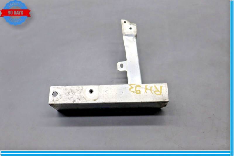 Load image into Gallery viewer, 10-17 BMW 528i 535i GT xDrive Front Right Bumper Bracket Bar Deform Element Oem
